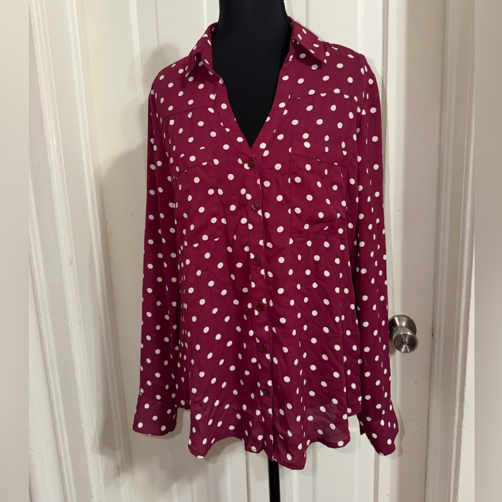 Women's size medium Express Burgundy Polka‎ Dot Button-Down Shirt